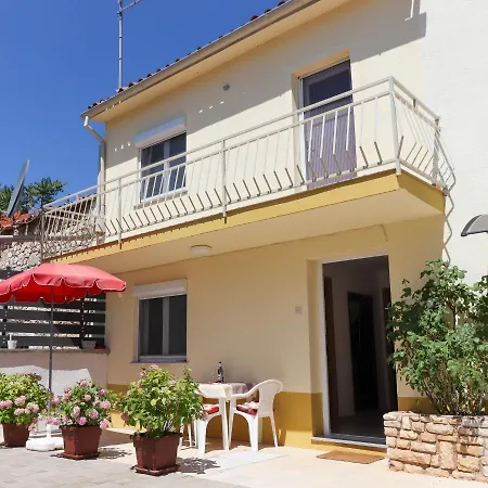 Holiday home Kuca Za Odmor Marija *