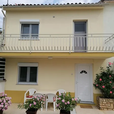 Kuca Za Odmor Marija Holiday home *